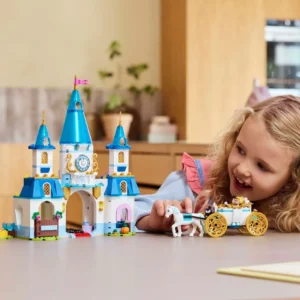 0193 Lego Disney Cinderella Castle and Horse Carriage 43275 02
