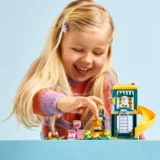 0213 Lego Bluey Playground Fun with Bluey and Chloe 11201 02