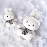 003 Miffy with Scarf Sitting 02