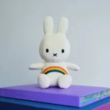 010 01 Miffy Rainbow Offwhite 18cm 02