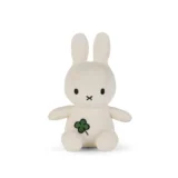 034 01 Miffy Four Leaf Clover 18cm Offwhite 01