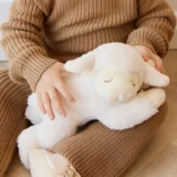 002 01 Snuggle Bunnies Lambie 28cm 02