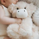 017 02 Snuggle Bunnies Hilda the Highland Cow 22cm Beige 03