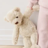 020 01 Snuggle Bunnies Theo the Bear 44cm 04