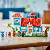 0233 Lego Disney Lilo and Stitch Beach House 43268 02