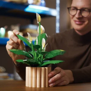 0242 Lego Botanicals Peace Lily 11504 02