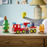 0261 Lego Duplo Fire Truck with Hose and Firefighter 10473 02