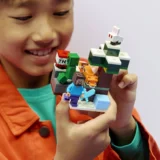 0269 Lego Minecraft Steve S Taiga Adventure 21583 02