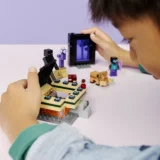 0270 Lego Minecraft Nether and End Portal Journey 21584 02