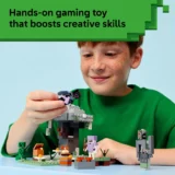 0272 Lego Minecraft the Pale Garden 21586 05