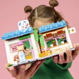 0290 Lego Friends Dog Treats Bakery 42677 02