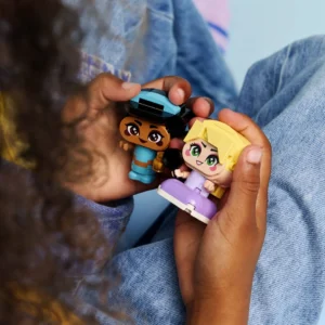 0306 Lego Disney Princess Mini Jasmine and Rapunzel 43303 02