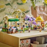 0346 Lego Friends Plant Cafe and Flower Shop 42671 02