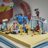 0384 Lego Marvel Iron Man S Laboratory Hall of Armor 76315 02