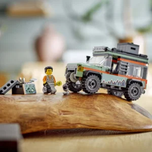 0405 Lego City off Road 4x4 Mountain Truck 60447 02