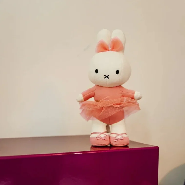 039 01 Miffy Standing Ballerina 23cm 02