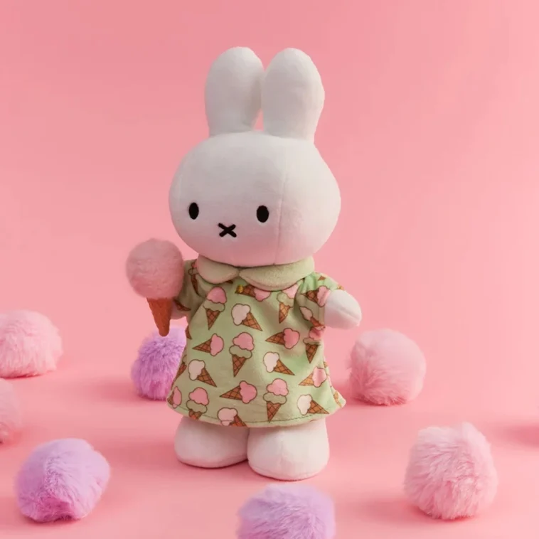 044 01 Miffy Standing Ice Cream Dress 24cm 02